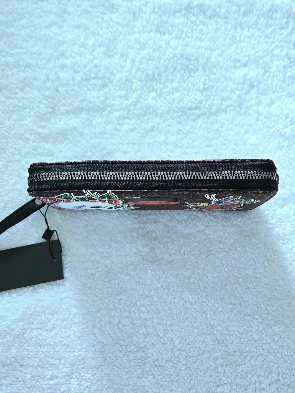 Ed Hardy Skulls💀, Roses🌹 and Hearts❤️ Wallet  - NWT
